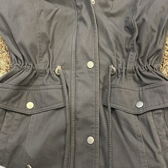 Women’s Small Grey Fur Jacket - Picture 8 of 12